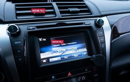 Toyota Camry, 2017 год, 2 140 000 рублей, 16 фотография