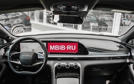 CheryExeed TXL, 2024 год, 3 800 000 рублей, 14 фотография