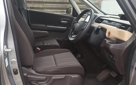 Honda Freed II, 2018 год, 1 550 000 рублей, 5 фотография