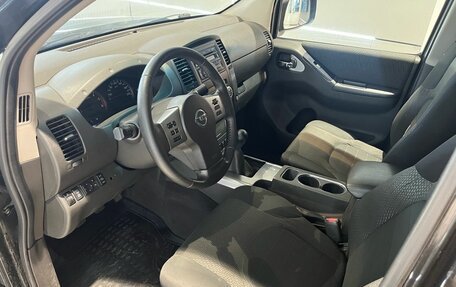 Nissan Navara (Frontier), 2010 год, 999 000 рублей, 9 фотография
