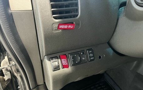 Nissan Navara (Frontier), 2010 год, 999 000 рублей, 10 фотография