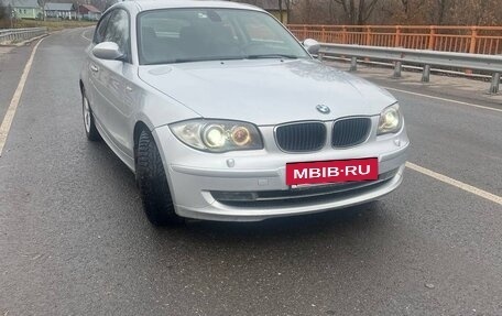 BMW 1 серия, 2007 год, 950 000 рублей, 2 фотография