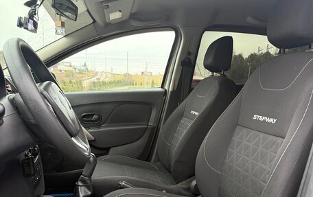 Renault Sandero II рестайлинг, 2015 год, 760 000 рублей, 14 фотография