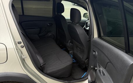 Renault Sandero II рестайлинг, 2015 год, 760 000 рублей, 17 фотография