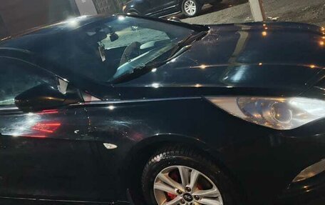 Hyundai Sonata VI, 2011 год, 1 000 000 рублей, 3 фотография