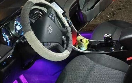 Hyundai Sonata VI, 2011 год, 1 000 000 рублей, 9 фотография