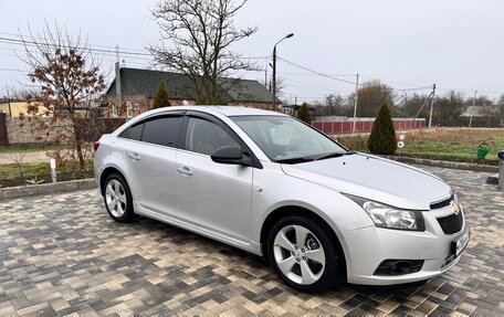 Chevrolet Cruze II, 2011 год, 820 000 рублей, 7 фотография
