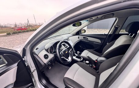 Chevrolet Cruze II, 2011 год, 820 000 рублей, 19 фотография