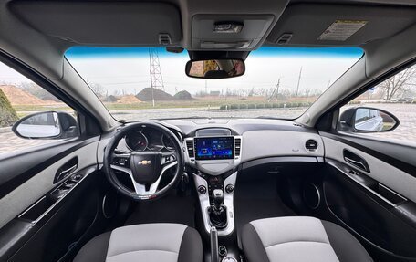 Chevrolet Cruze II, 2011 год, 820 000 рублей, 15 фотография