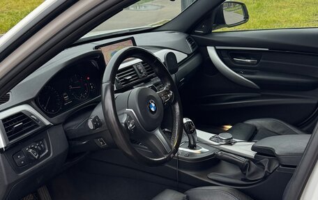 BMW 3 серия, 2018 год, 3 050 000 рублей, 12 фотография