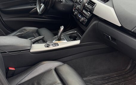 BMW 3 серия, 2018 год, 3 050 000 рублей, 16 фотография