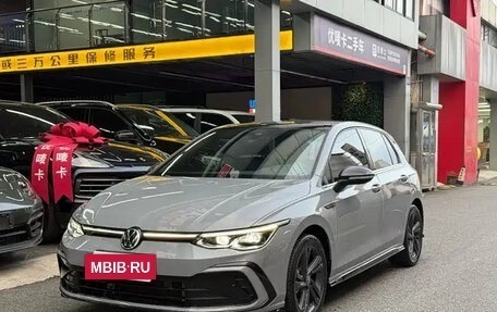 Volkswagen Golf VIII, 2021 год, 1 849 111 рублей, 2 фотография