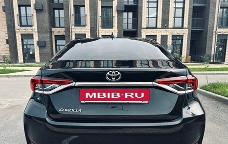 Toyota Corolla, 2021 год, 2 300 000 рублей, 3 фотография