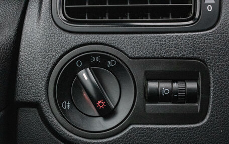 Volkswagen Polo VI (EU Market), 2014 год, 599 000 рублей, 14 фотография