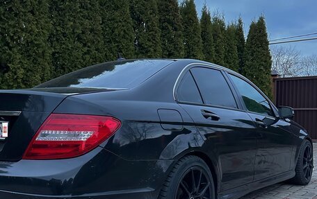 Mercedes-Benz C-Класс, 2013 год, 380 000 рублей, 1 фотография