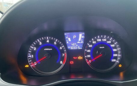 Hyundai Solaris II рестайлинг, 2012 год, 750 000 рублей, 11 фотография