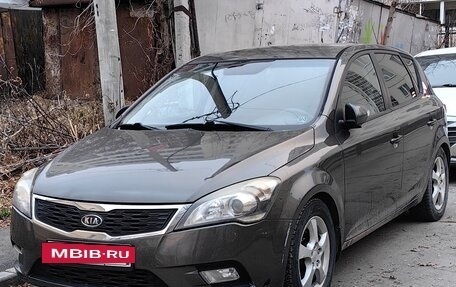 KIA cee'd I рестайлинг, 2011 год, 750 000 рублей, 3 фотография