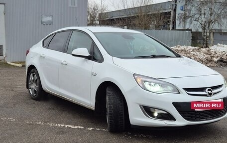 Opel Astra J, 2013 год, 580 000 рублей, 5 фотография