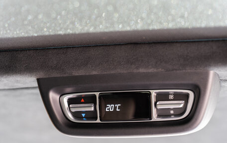 Mercedes-Benz V-Класс, 2024 год, 15 500 000 рублей, 24 фотография