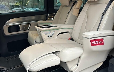 Mercedes-Benz V-Класс, 2024 год, 15 500 000 рублей, 31 фотография