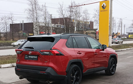 Toyota RAV4, 2021 год, 3 340 000 рублей, 6 фотография