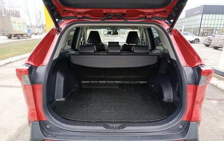 Toyota RAV4, 2021 год, 3 340 000 рублей, 12 фотография