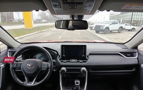 Toyota RAV4, 2021 год, 3 340 000 рублей, 17 фотография