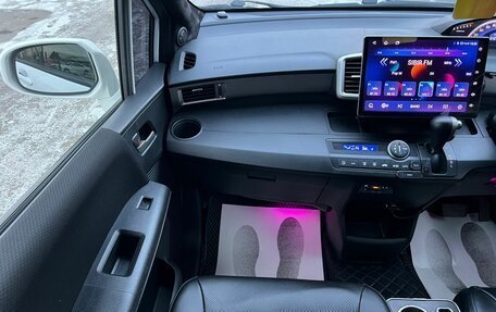 Honda Freed I, 2014 год, 1 199 000 рублей, 18 фотография