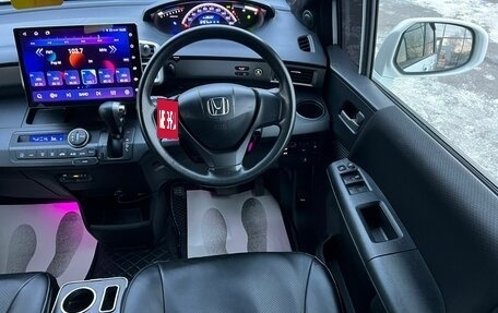 Honda Freed I, 2014 год, 1 199 000 рублей, 19 фотография