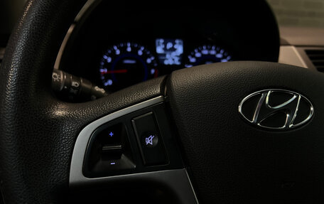 Hyundai Solaris II рестайлинг, 2015 год, 1 190 000 рублей, 19 фотография