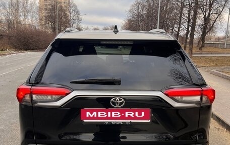 Toyota RAV4, 2020 год, 3 150 000 рублей, 5 фотография