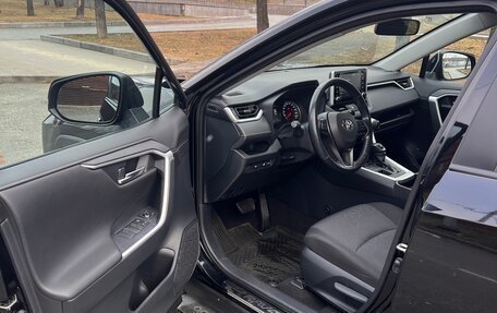 Toyota RAV4, 2020 год, 3 150 000 рублей, 14 фотография