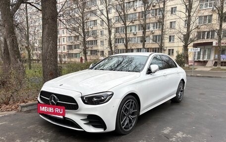 Mercedes-Benz E-Класс, 2020 год, 4 450 000 рублей, 8 фотография