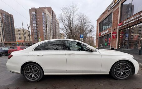 Mercedes-Benz E-Класс, 2020 год, 4 450 000 рублей, 11 фотография