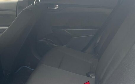 Hyundai Solaris II рестайлинг, 2018 год, 825 000 рублей, 9 фотография