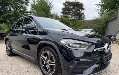 Mercedes-Benz GLA, 2022 год, 2 690 000 рублей, 1 фотография