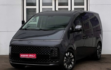 Hyundai Staria, 2023 год, 4 990 000 рублей, 1 фотография