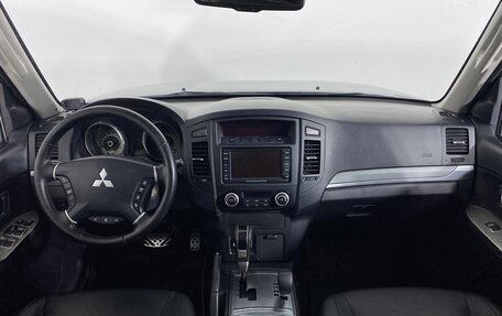 Mitsubishi Pajero IV, 2011 год, 1 770 000 рублей, 11 фотография