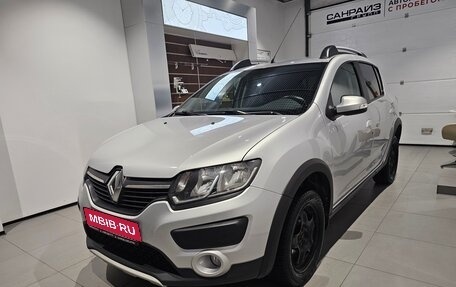 Renault Sandero II рестайлинг, 2017 год, 969 000 рублей, 1 фотография