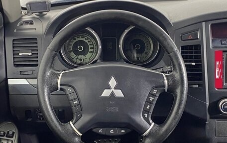 Mitsubishi Pajero IV, 2011 год, 1 770 000 рублей, 14 фотография