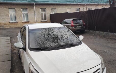 Hyundai Solaris II рестайлинг, 2014 год, 1 150 000 рублей, 5 фотография