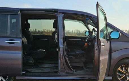 Honda Stepwgn IV, 2015 год, 1 700 000 рублей, 5 фотография