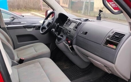 Volkswagen Transporter T5 рестайлинг, 2005 год, 1 230 000 рублей, 14 фотография