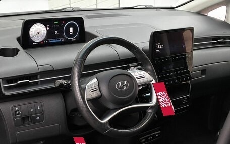 Hyundai Staria, 2023 год, 4 990 000 рублей, 14 фотография