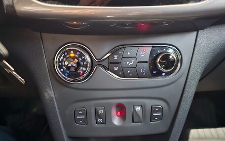 Renault Sandero II рестайлинг, 2017 год, 969 000 рублей, 9 фотография