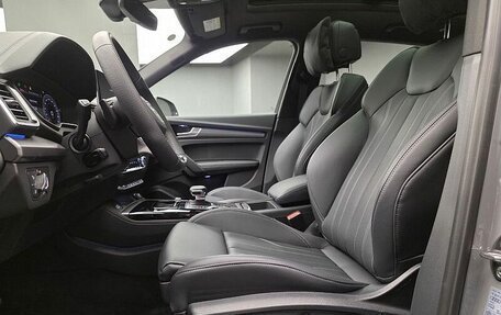 Audi Q5, 2025 год, 7 000 000 рублей, 10 фотография