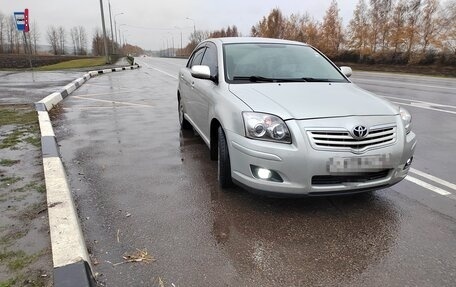 Toyota Avensis III рестайлинг, 2007 год, 850 000 рублей, 1 фотография