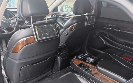 Genesis G90 I рестайлинг, 2017 год, 2 000 000 рублей, 15 фотография