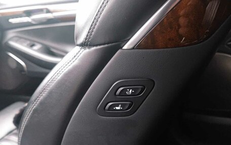 Genesis G90 I рестайлинг, 2017 год, 2 000 000 рублей, 12 фотография