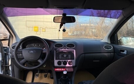 Ford Focus II рестайлинг, 2006 год, 305 000 рублей, 13 фотография